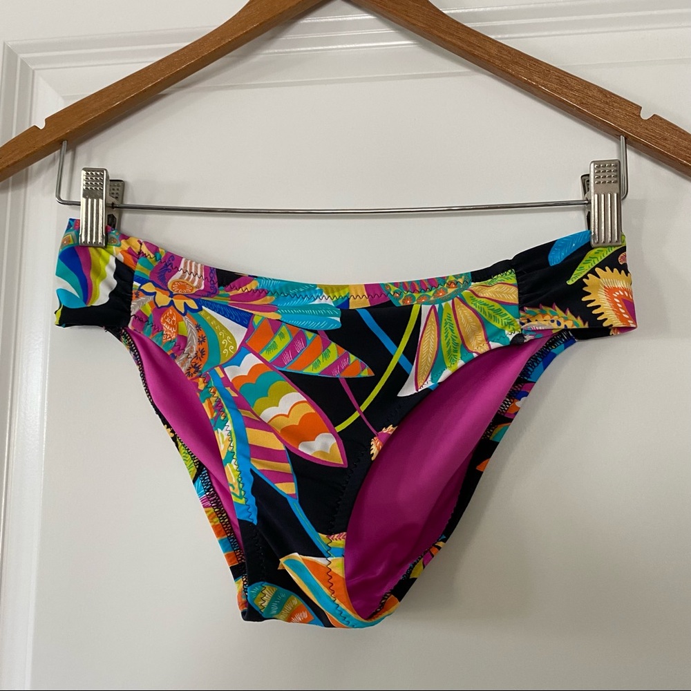 Trina Turk Sample Style Bikini Botton "Cirila" - Feather Print Size 6